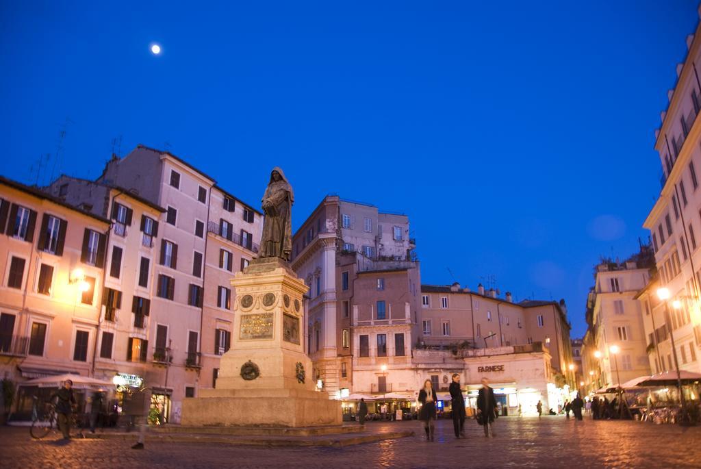Elegant Apartment Near The Vatican And Piazza Navona ローマ エクステリア 写真